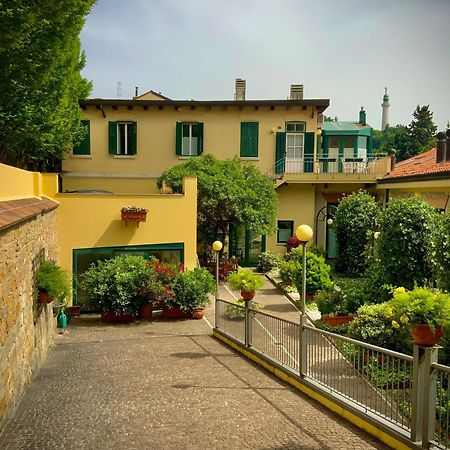 Le Residenze dei Serravallo Aparthotel Trieste Esterno foto