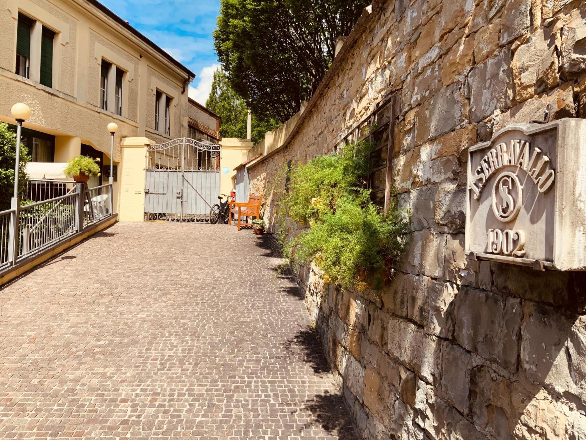 Le Residenze dei Serravallo Aparthotel Trieste Esterno foto